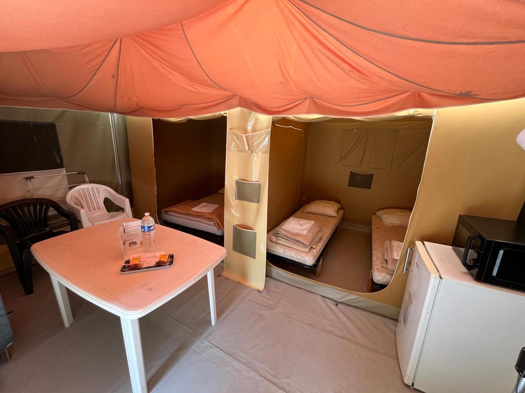 Camping De Montlouis-Sur-Loire Buitenkant foto